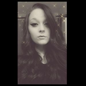 Meet your Posher, Candice